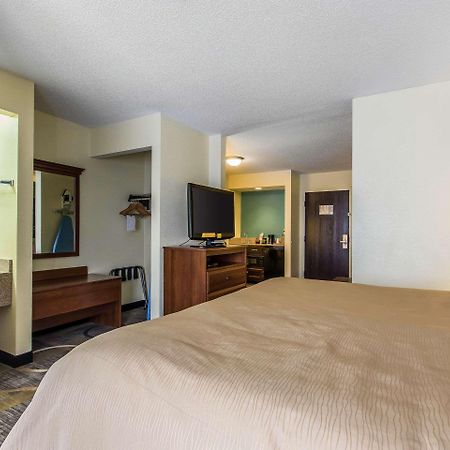 Quality Inn & Suites Memphis East Esterno foto
