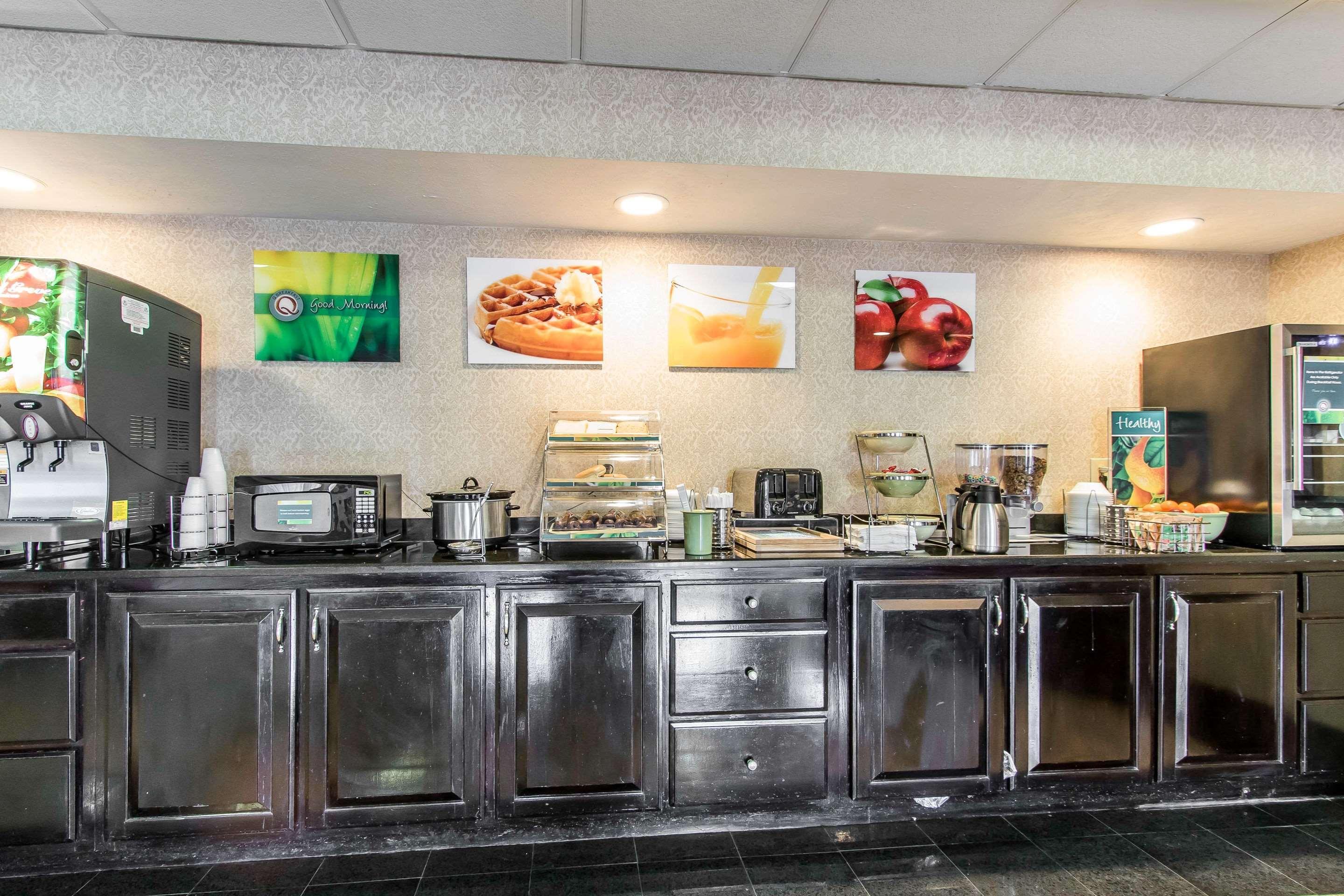 Quality Inn & Suites Memphis East Esterno foto